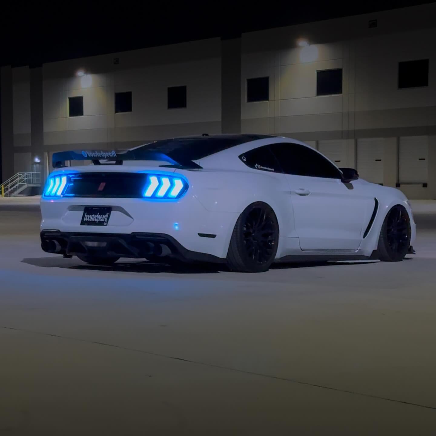 Gloss Metallic Chameleon Diamond Blue White Car Vinyl Wrap PET