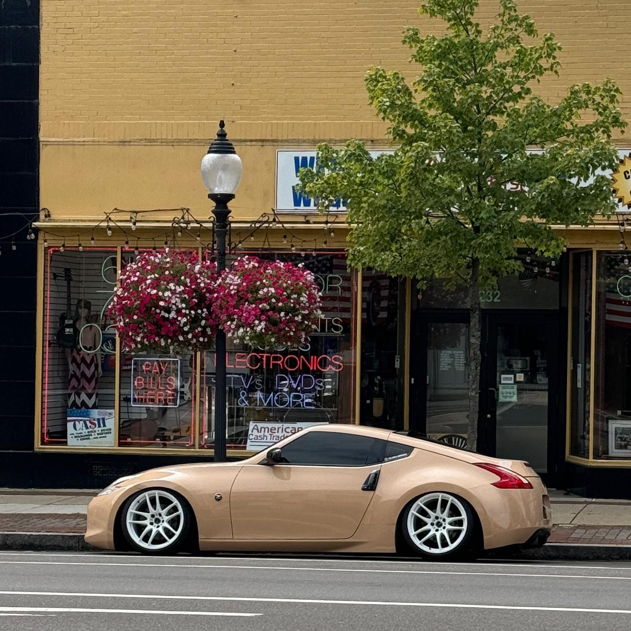 Gloss Desert Yellow Car Vinyl Wrap