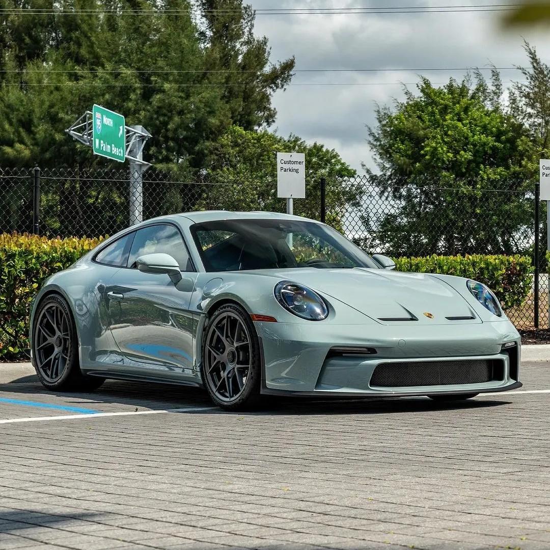 Gloss Metallic Shade Green Car Wrap 