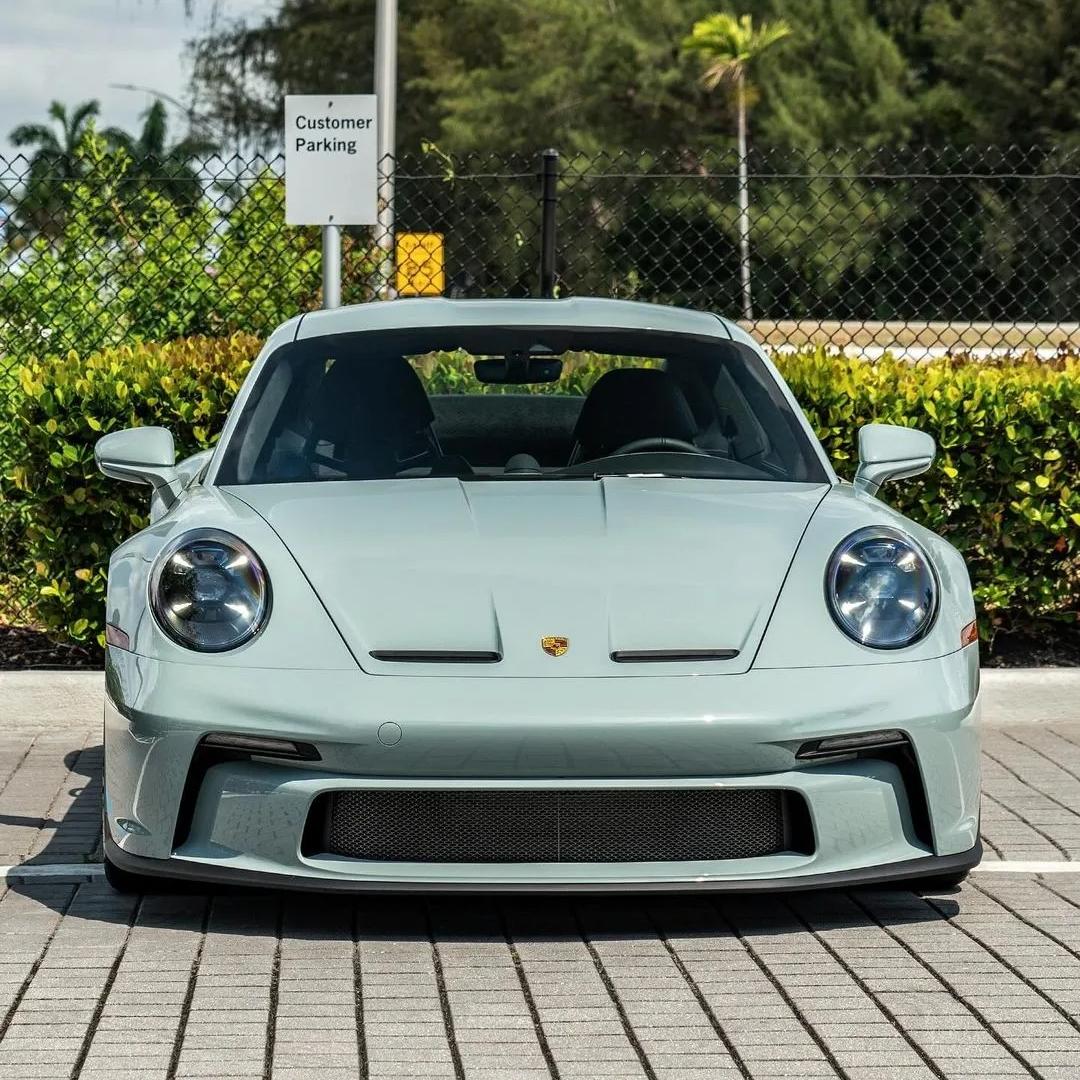 Gloss Metallic Shade Green Car Wrap 