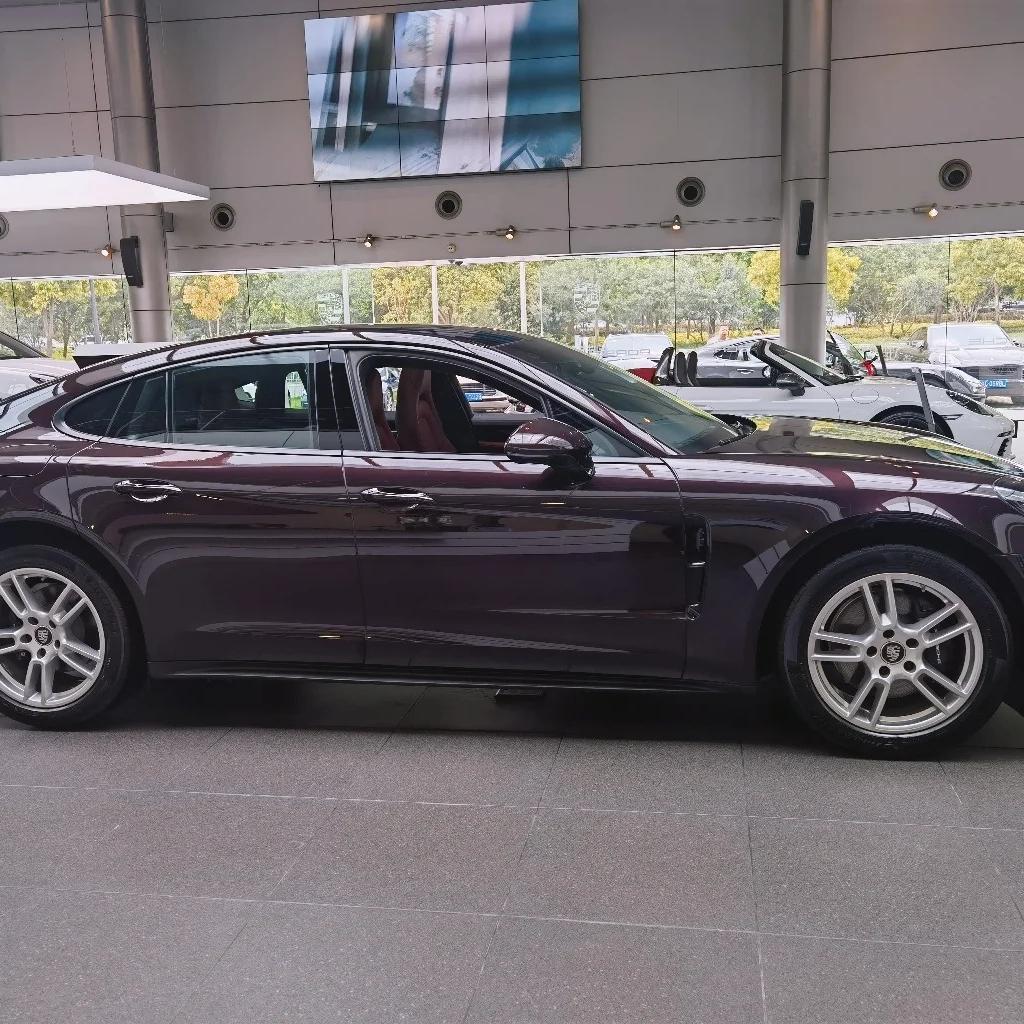 Gloss Amethyst Purple Car Vinyl Wrap Porsche