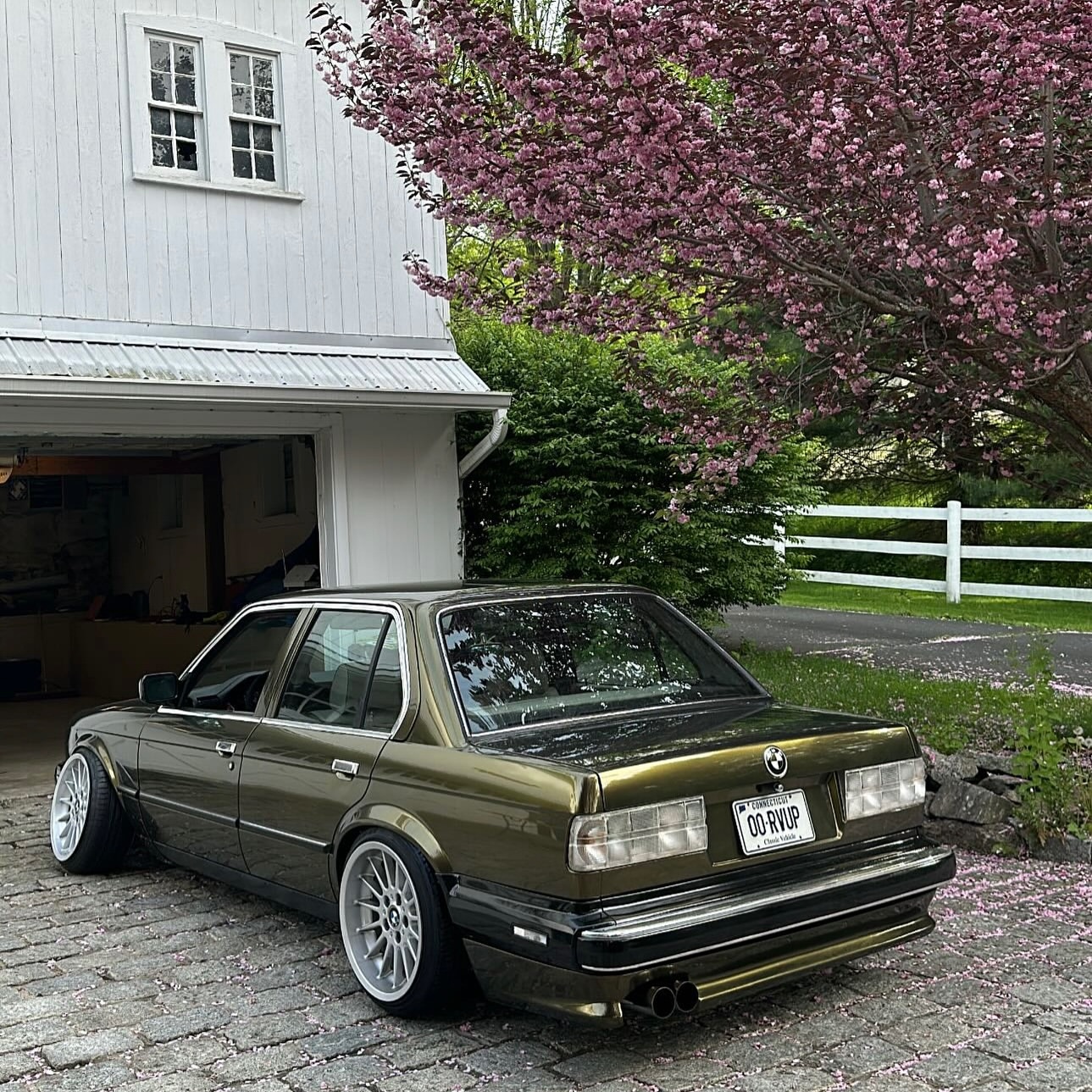  Gloss Ghost Black Gold Car Wrap