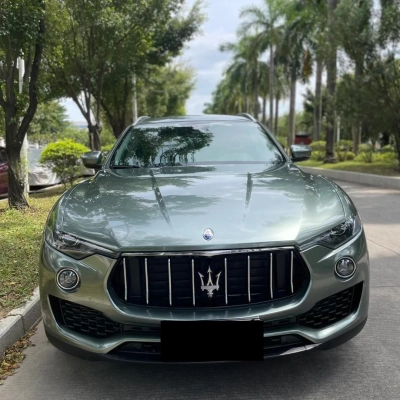 Gloss Metallic Arctic Green Car Vinyl Wrap 02