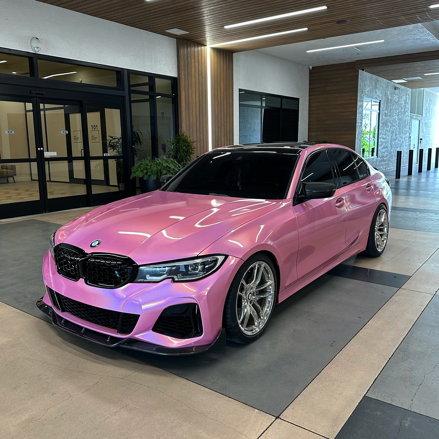 Gloss Rainbow Pink