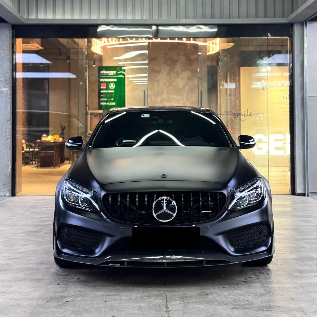 Matte Deep Black Car Vinyl Wrap