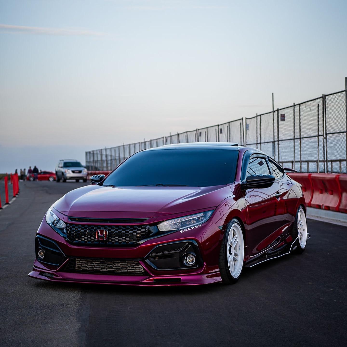 Gloss Metallic Rubellite Purple Car Wrap