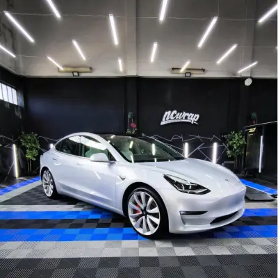Gloss Metallic Diamond Silver Car Vinyl Wrap 02