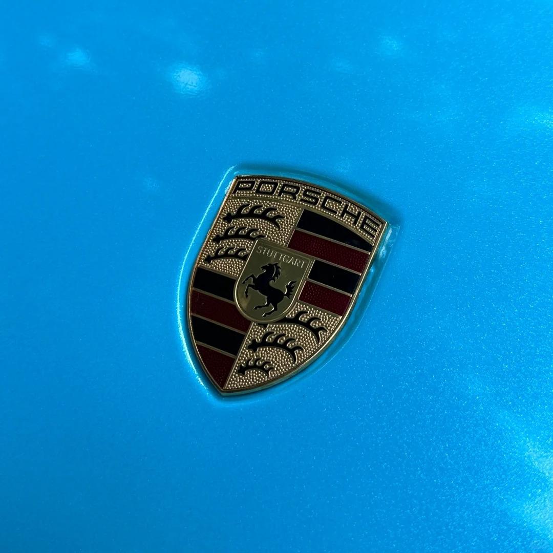 Gloss Metallic Sparkle Sky Blue Car Vinyl Wrap