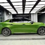 Gloss Metallic Mamba Green Car Vinyl Wrap