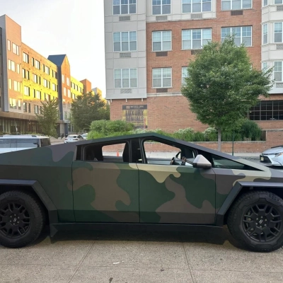 Tesla Cybertruck Custom Camouflage Car Vinyl Wrap | Alukovinyl 02