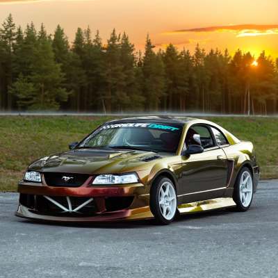 Gloss Chameleon Gold Red Car Vinyl Wrap| Glossy Sunrise Morning Glow Car Wrap 02