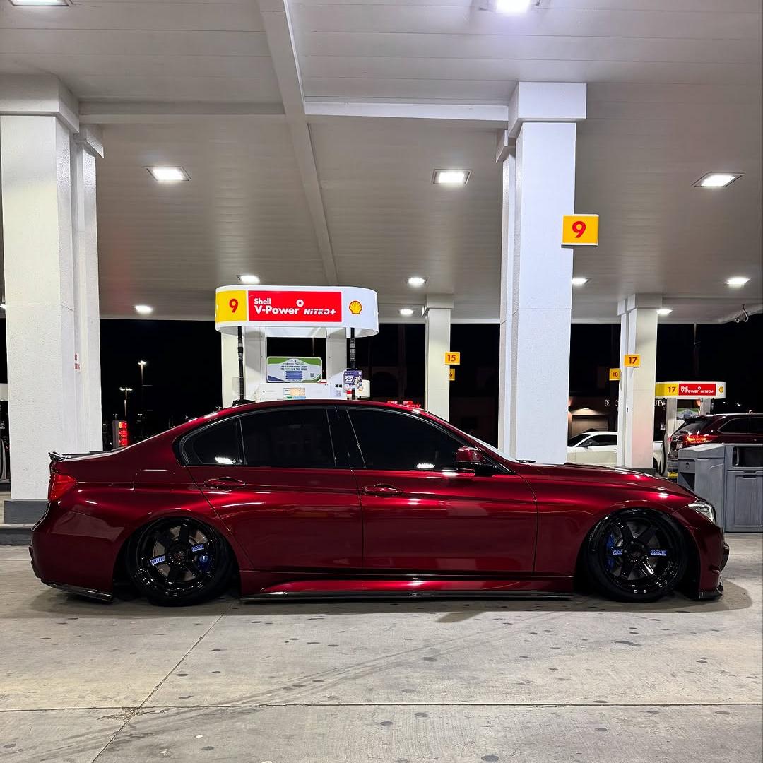 Ultra Glossy Liquid Dragon Red Car Vinyl Wrap PET