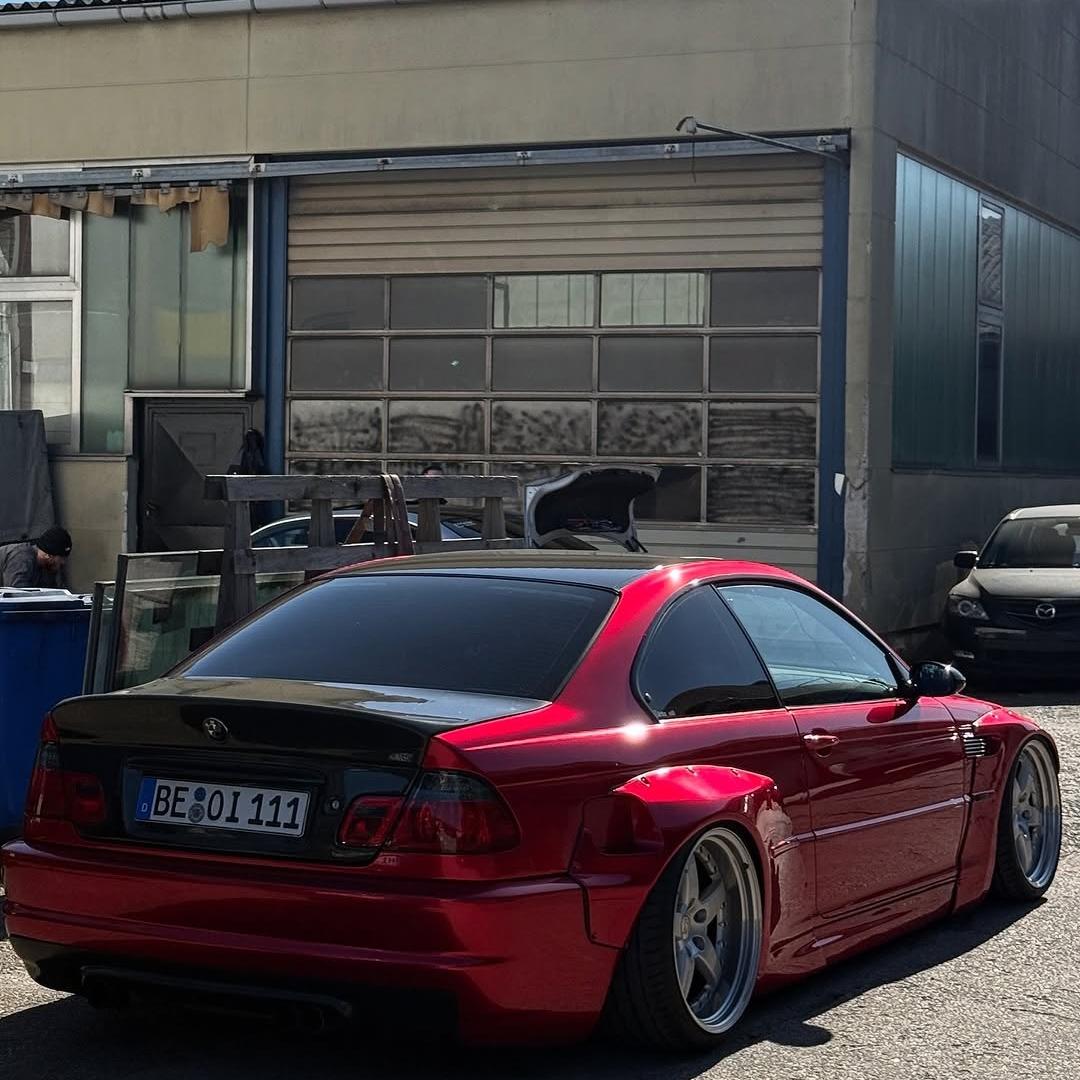 Ultra Glossy Metallic Vampire Red Car Vinyl Wrap BMW PET  