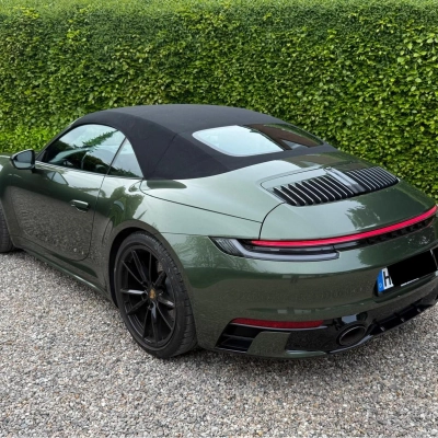 TPU Gloss Metallic Porsche Oak Green Colored PPF Paint Protection Film   02