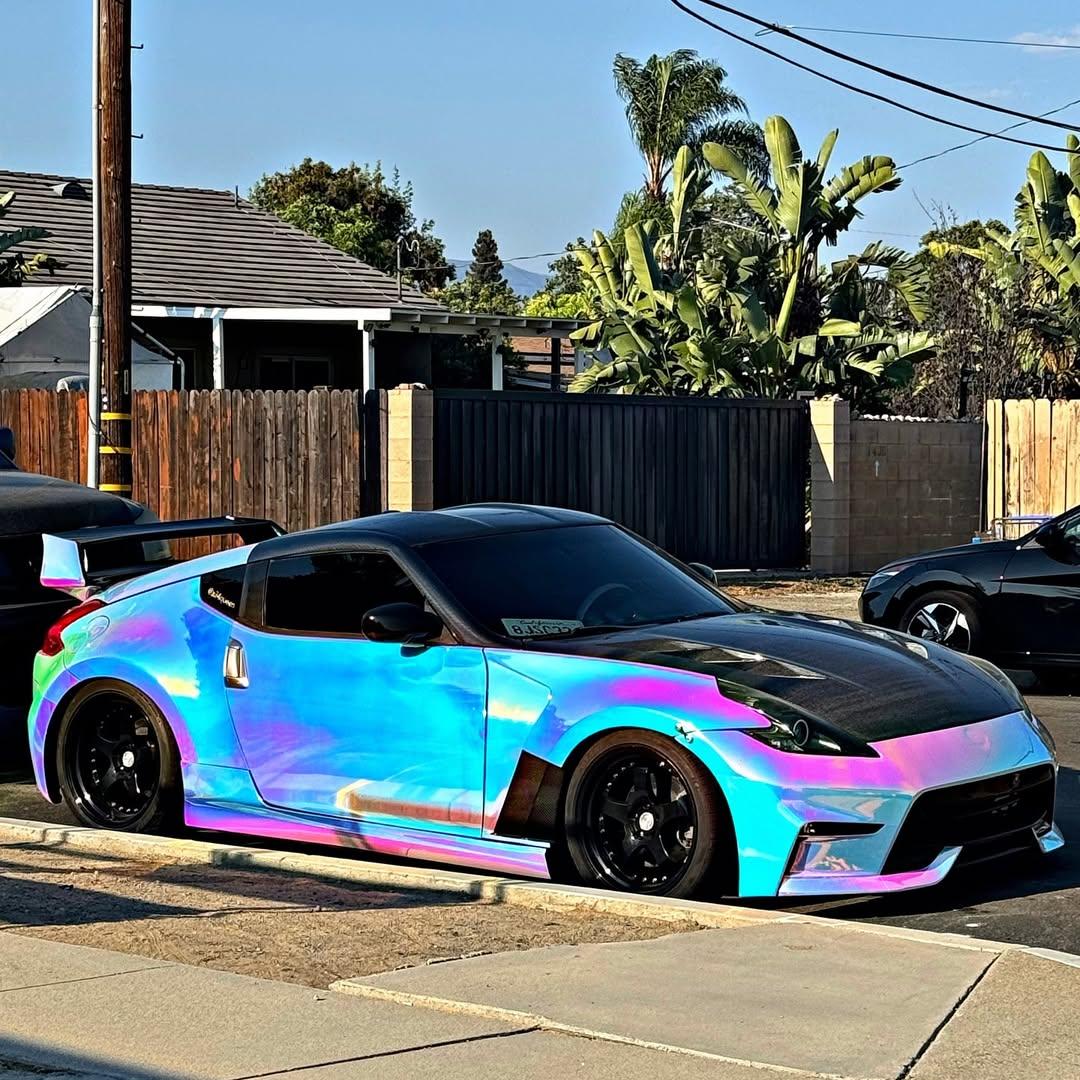 Gloss Rainbow Holographic Chrome White Car Vinyl Wrap