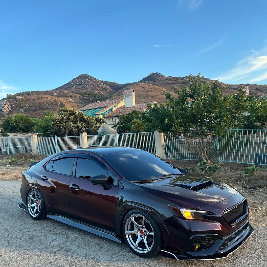 Gloss Diamond Chameleon Black Red Vinyl Wrap