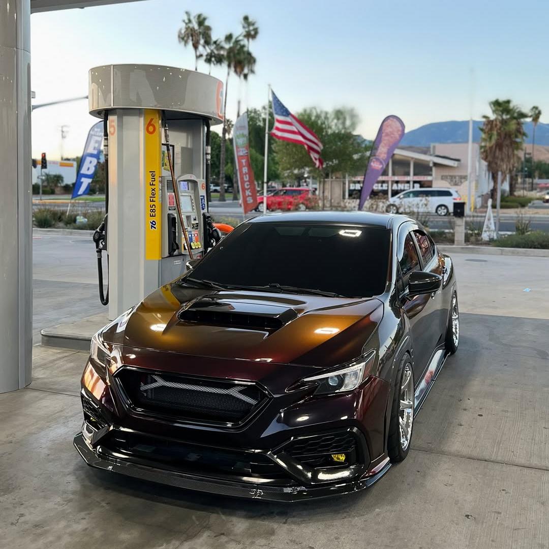 Gloss Diamond Chameleon Black Red Vinyl Wrap