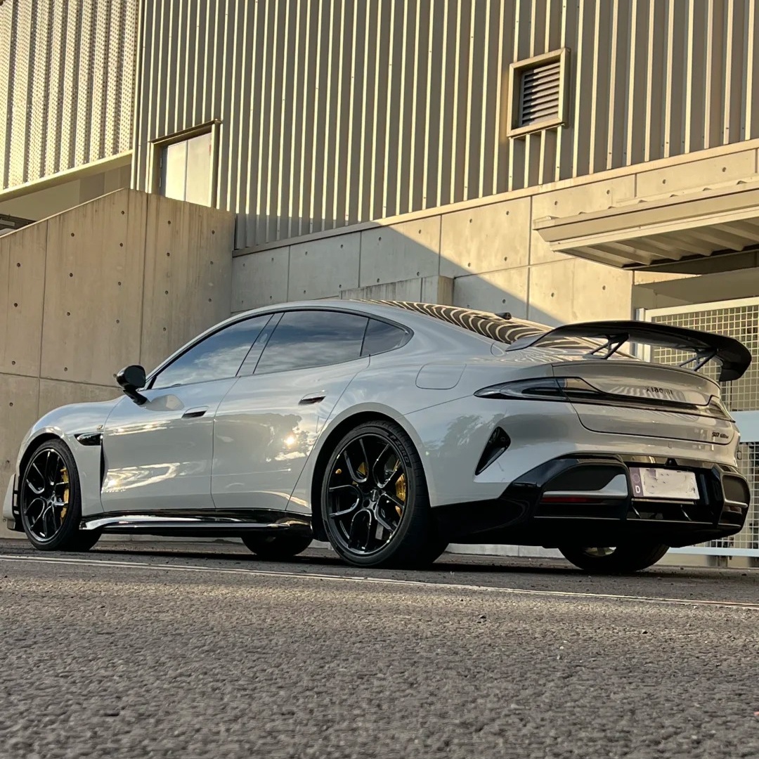 Gloss Metallic Cream Grey Car Vinyl Wrap PET