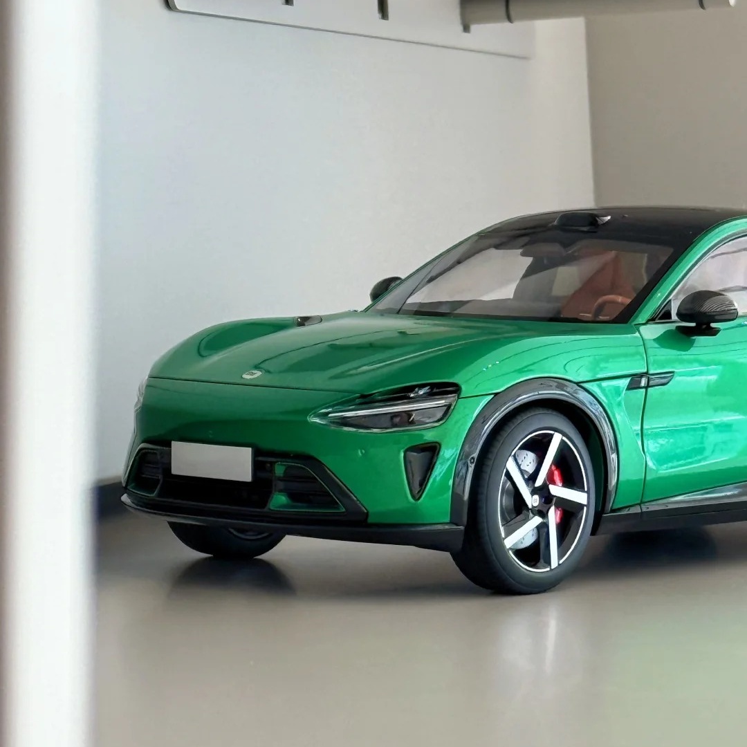 Gloss Metallic MIUI Emerald Green Car Vinyl Wrap PET