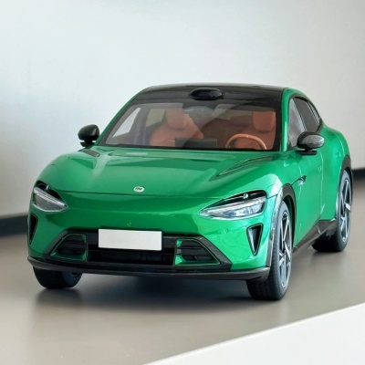 Gloss Metallic MIUI Emerald Green Car Vinyl Wrap PET 02