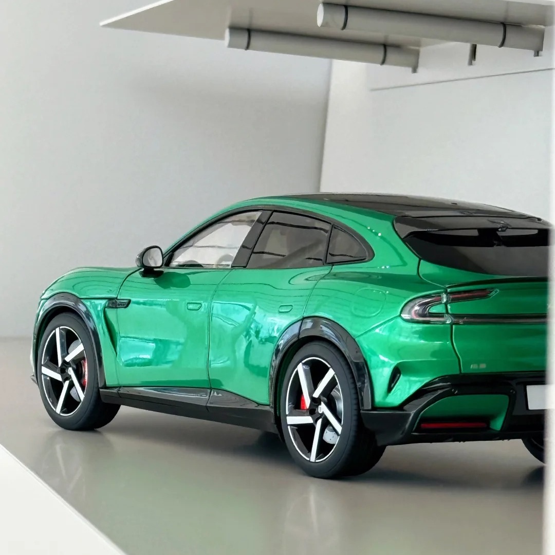 Gloss Metallic MIUI Emerald Green Car Vinyl Wrap PET