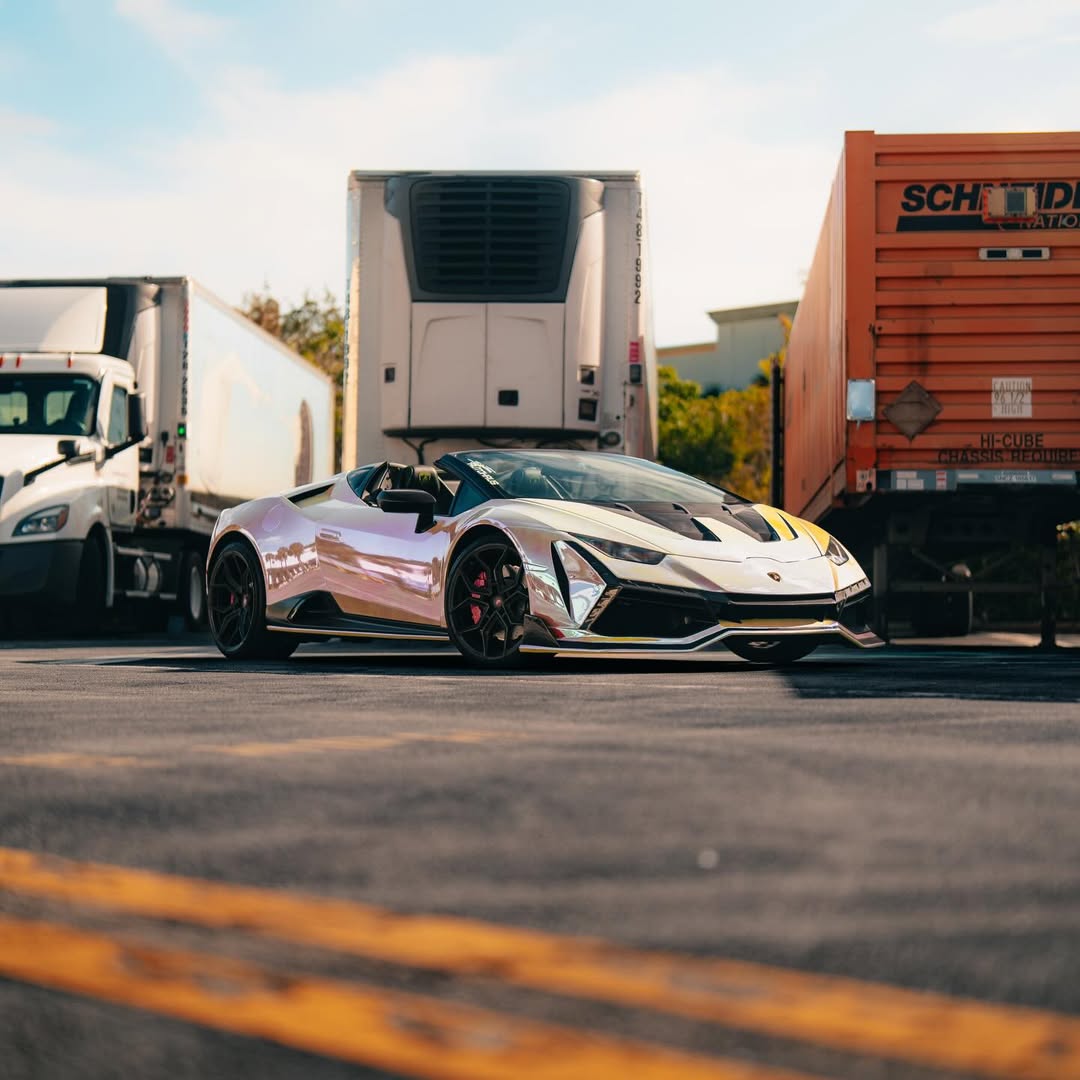 Gloss Rainbow Chrome Holographic Pink Car Vinyl Wrap