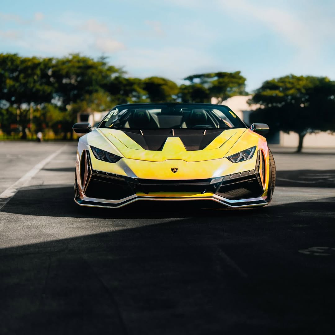 Gloss Rainbow Chrome Holographic Pink Car Vinyl Wrap