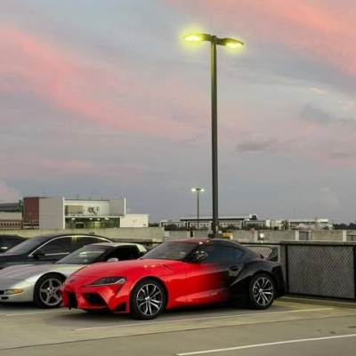 ALUKOVINYL Glossy Vampire Red To Black Gradient Custom Car Wraps 02