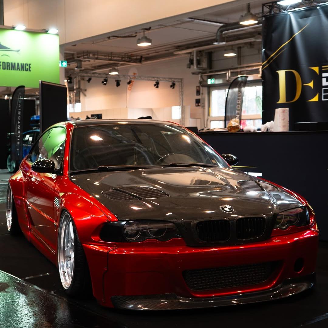 Ultra Glossy Metallic Vampire Red Car Vinyl Wrap BMW PET  