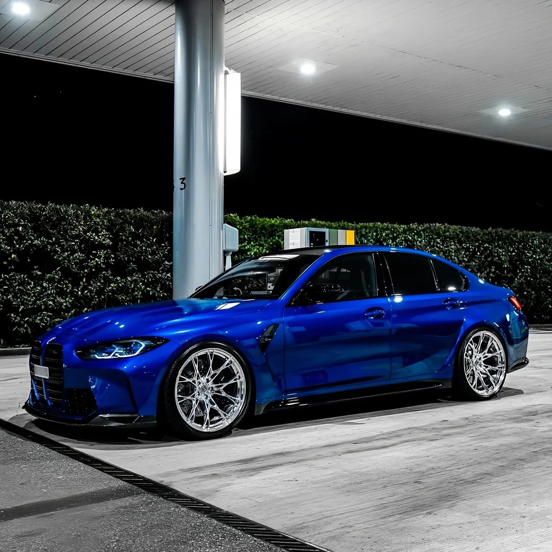 Gloss Klein Blue Car Wrap