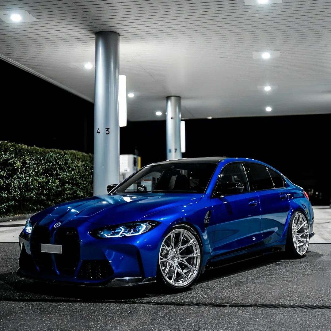 Gloss Klein Blue Car Wrap