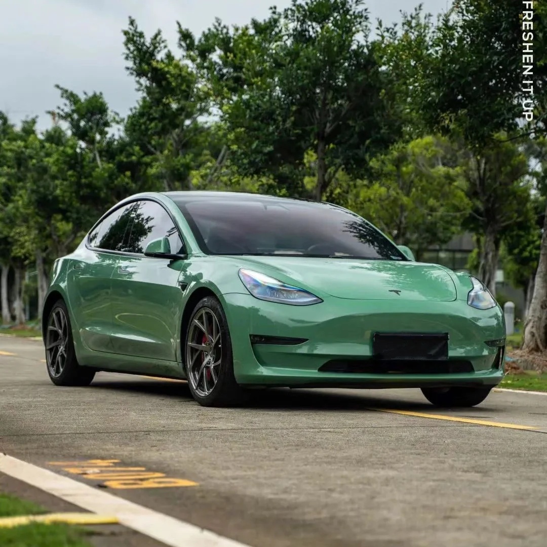 TPU Glossy Onium Green Colored PPF Paint Protection Film