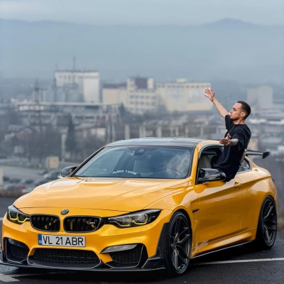 Gloss Metallic Golden Yellow Car Vinyl Wrap PET 02