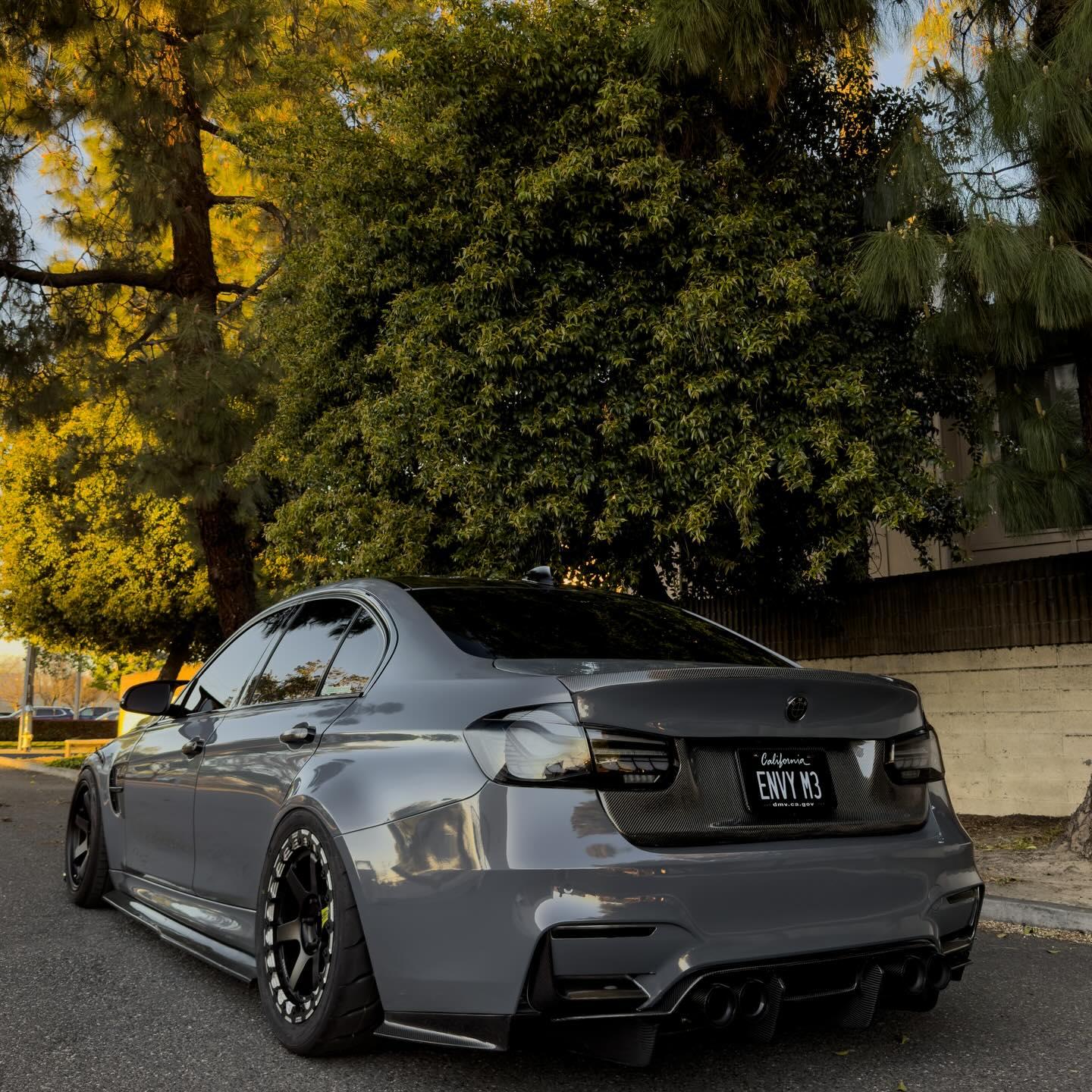 Gloss Metallic Tourmaline Grey Car Vinyl Wrap PET (Light)