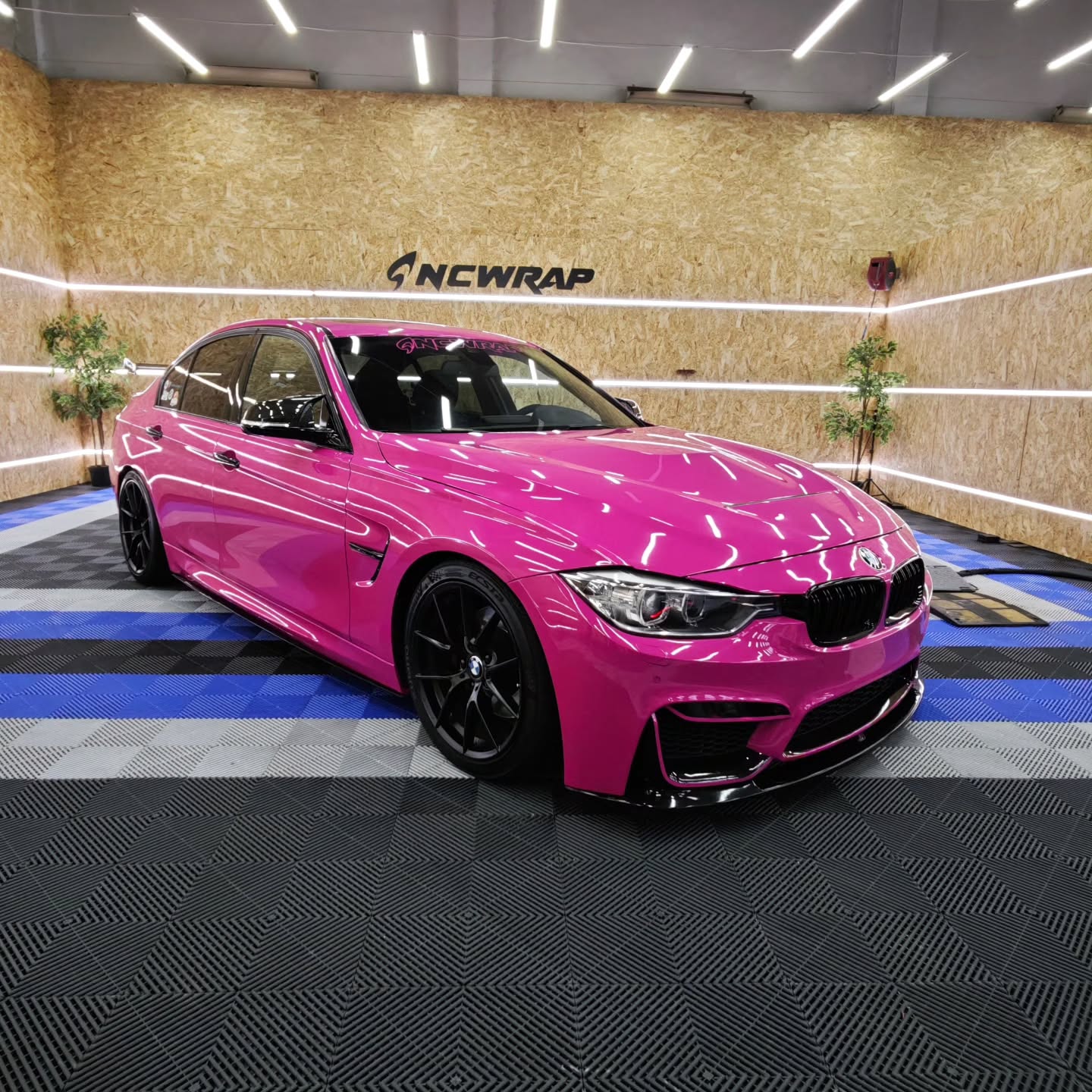 Gloss Crystal Rose Red Car Vinyl Wrap PET