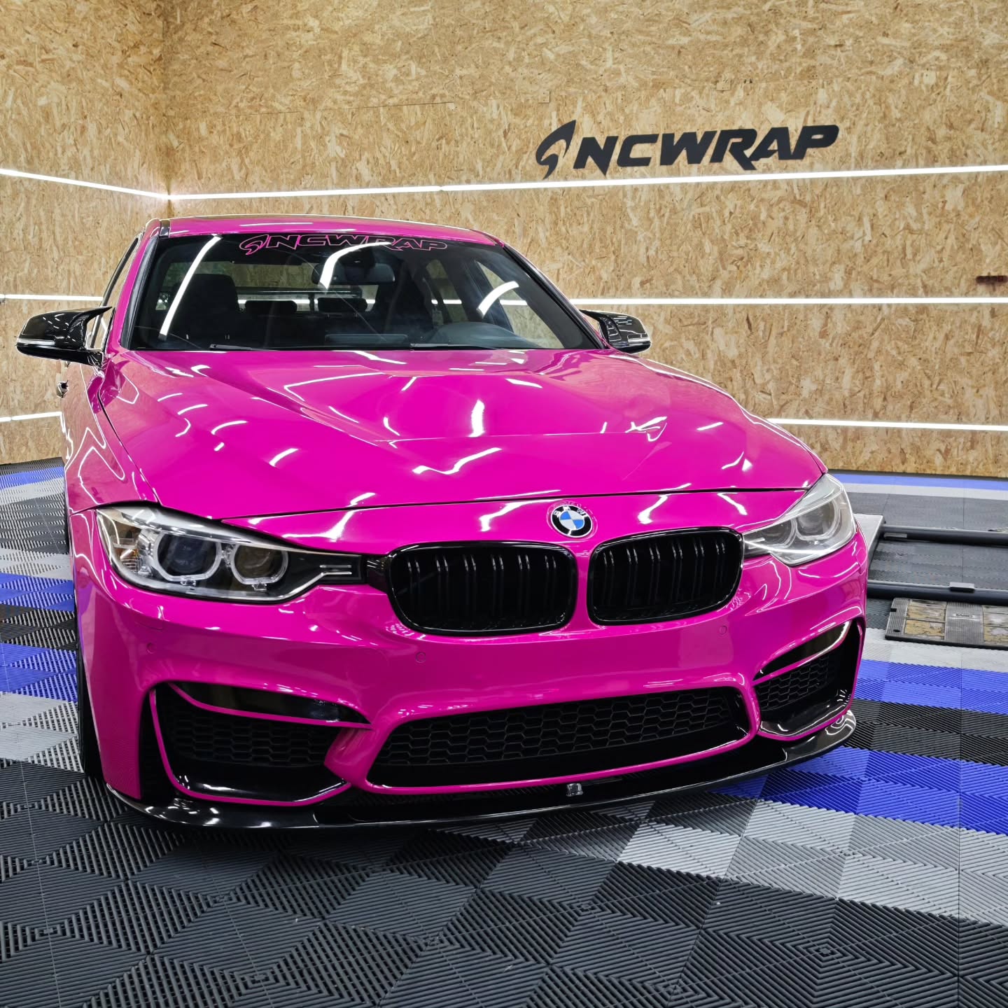 Gloss Crystal Rose Red Car Vinyl Wrap PET