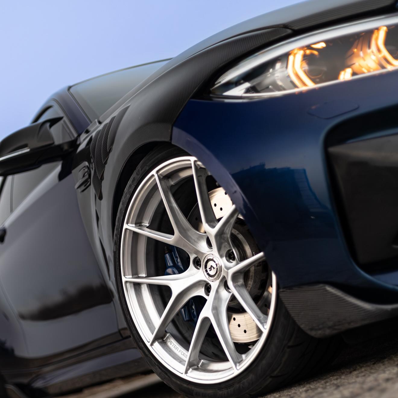 Gloss Emulational 9D Carbon Fiber Black Car Vinyl Wrap PET