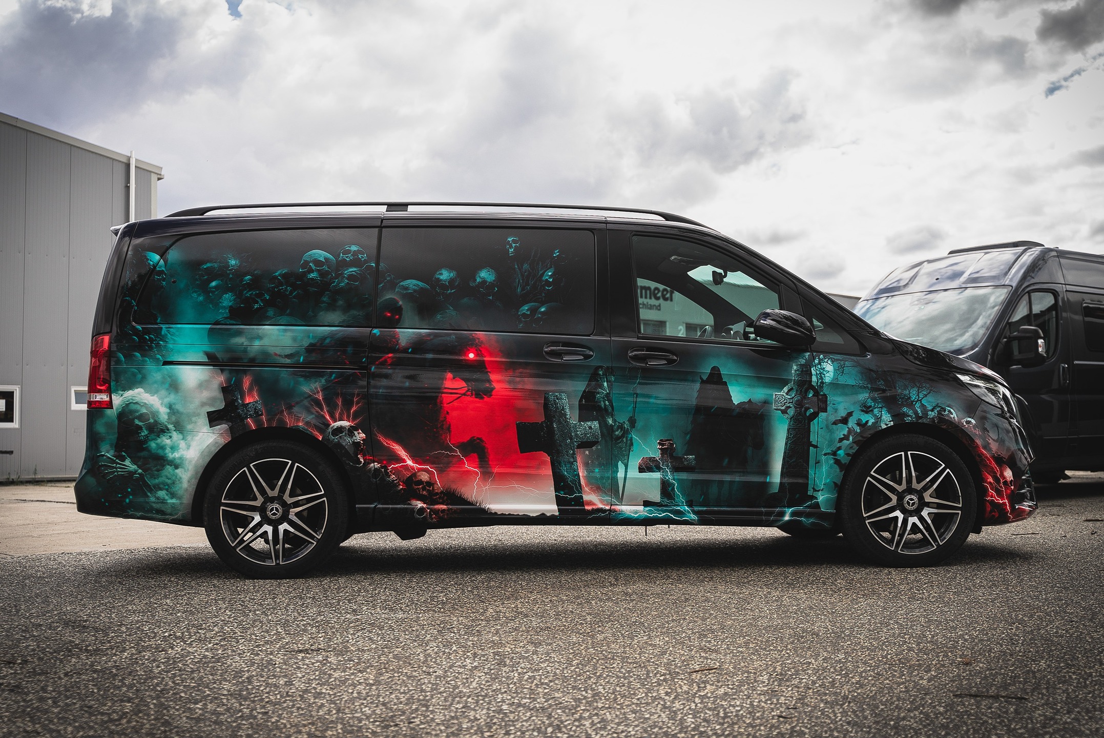 ALUKOVINYL Death Sentence Itasha Custom Van Design Car Wrap