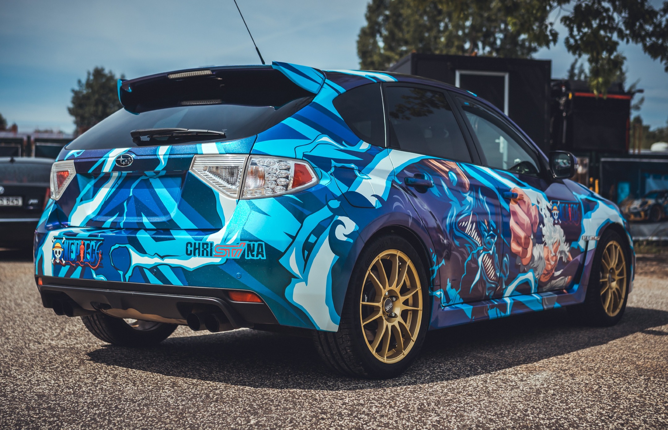 ALUKOVINYL One Piece Animekia Custom Design Car Wrap