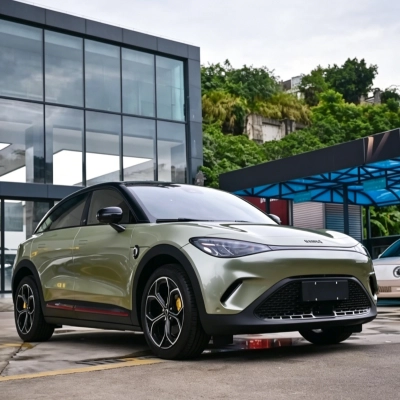 TPU Gloss Metallic Alpine Green Colored PPF Paint Protection Film 02