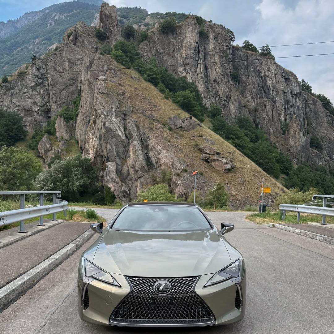 Gloss Metallic Millennium Jade Green Car Vinyl Wrap PET 