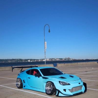 Light Blue to Dark Blue Gradient Custom Car Wraps - ALUKOVINYL 01
