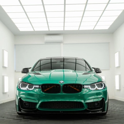 Gloss Metallic Isle Of Man Green Car Vinyl Wrap 02