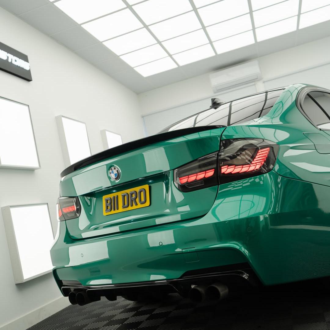 Gloss Metallic Isle Of Man Green Car Vinyl Wrap