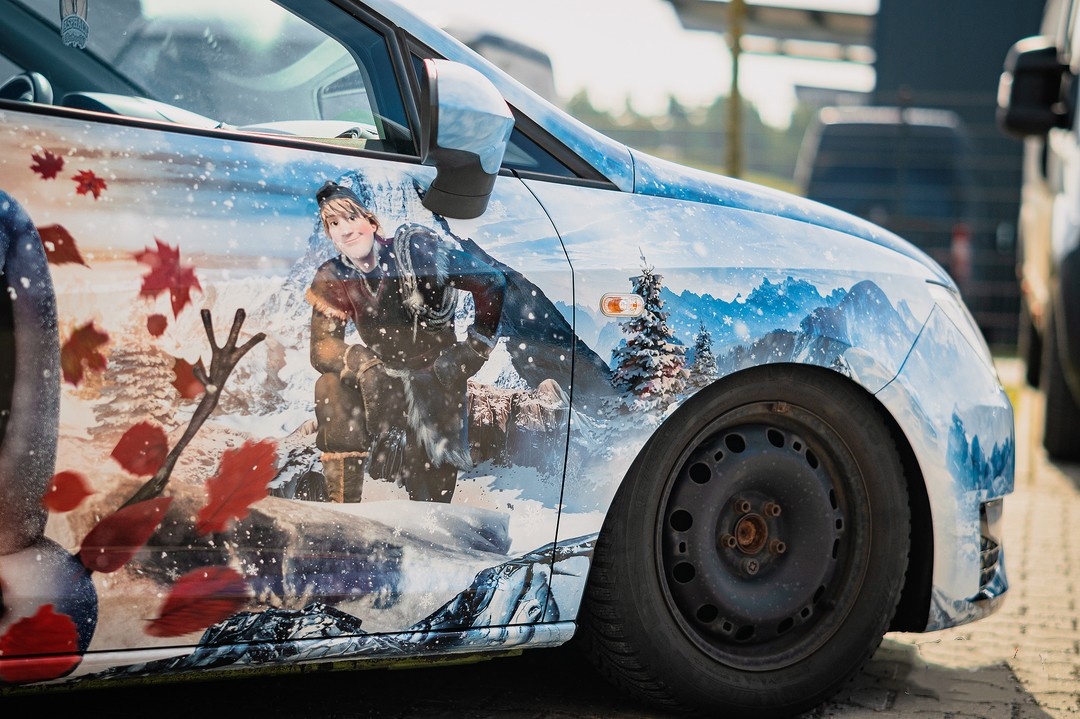 ALUKOVINYL Frozen Itasha Custom Design Car Wrap