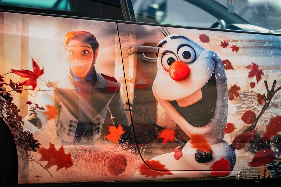 ALUKOVINYL Frozen Itasha Custom Design Car Wrap