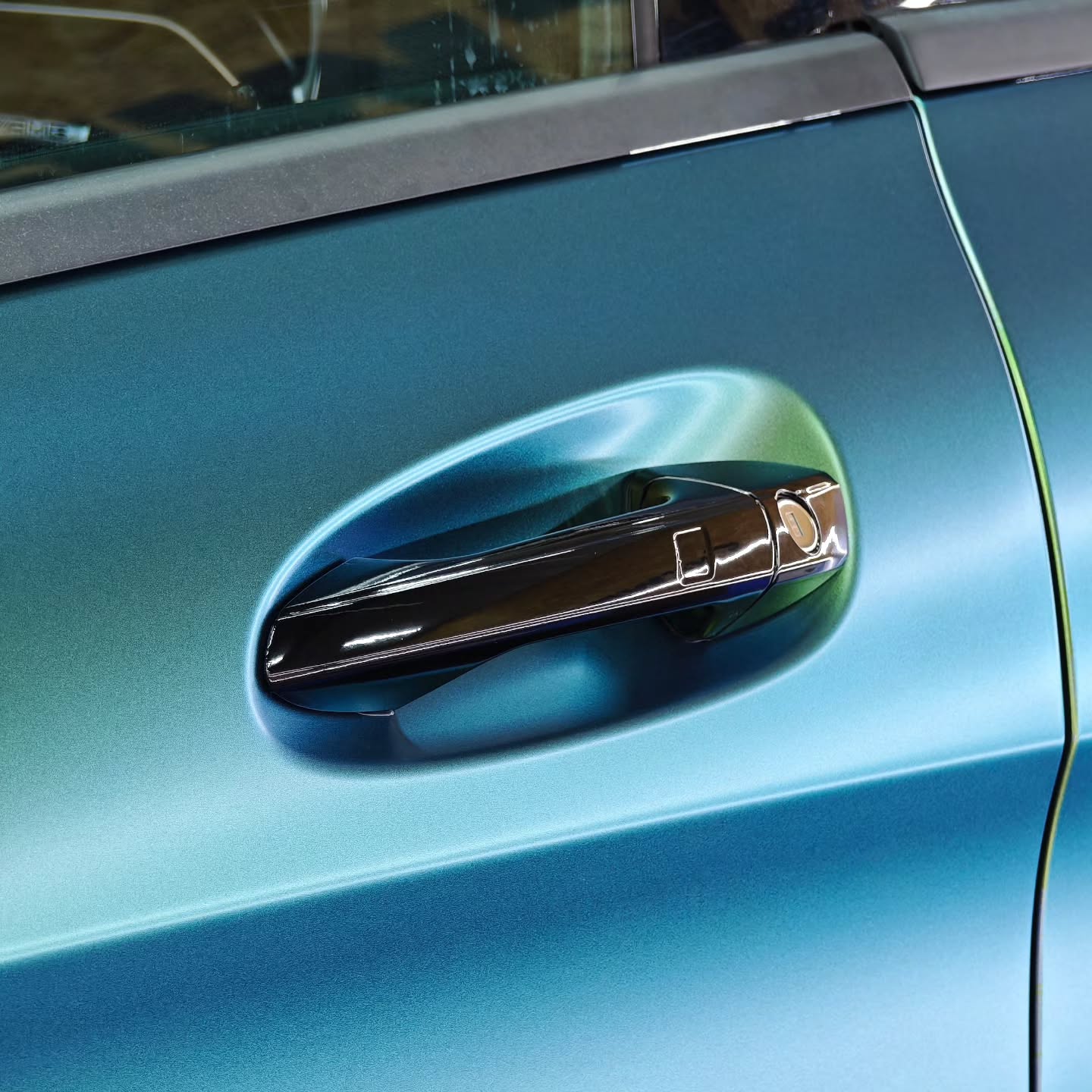 Matte Metallic Chameleon Spring Green Car Vinyl Wrap