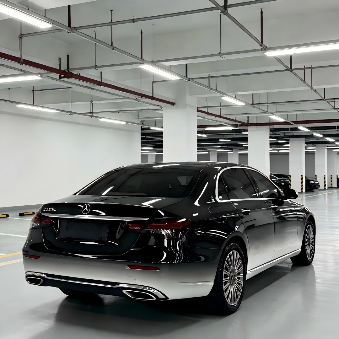 ภาพอ้างอิงสีฟิล์ม ALUKOVINYL Black to White Gradient Custom Car Wraps รหัส D0035 — ภาพที่ 4