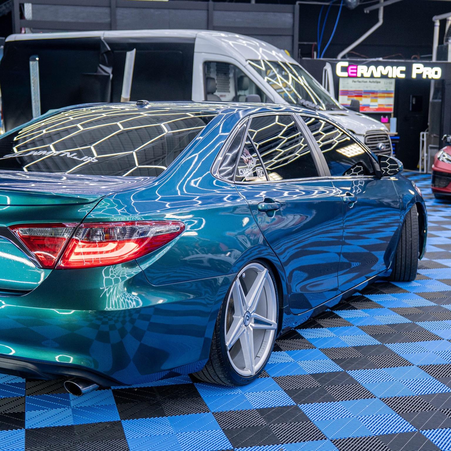 ภาพอ้างอิงสีฟิล์ม Gloss Metallic Chameleon Deep Sea Green Car Vinyl Wrap PET รหัส D0803C — ภาพที่ 3