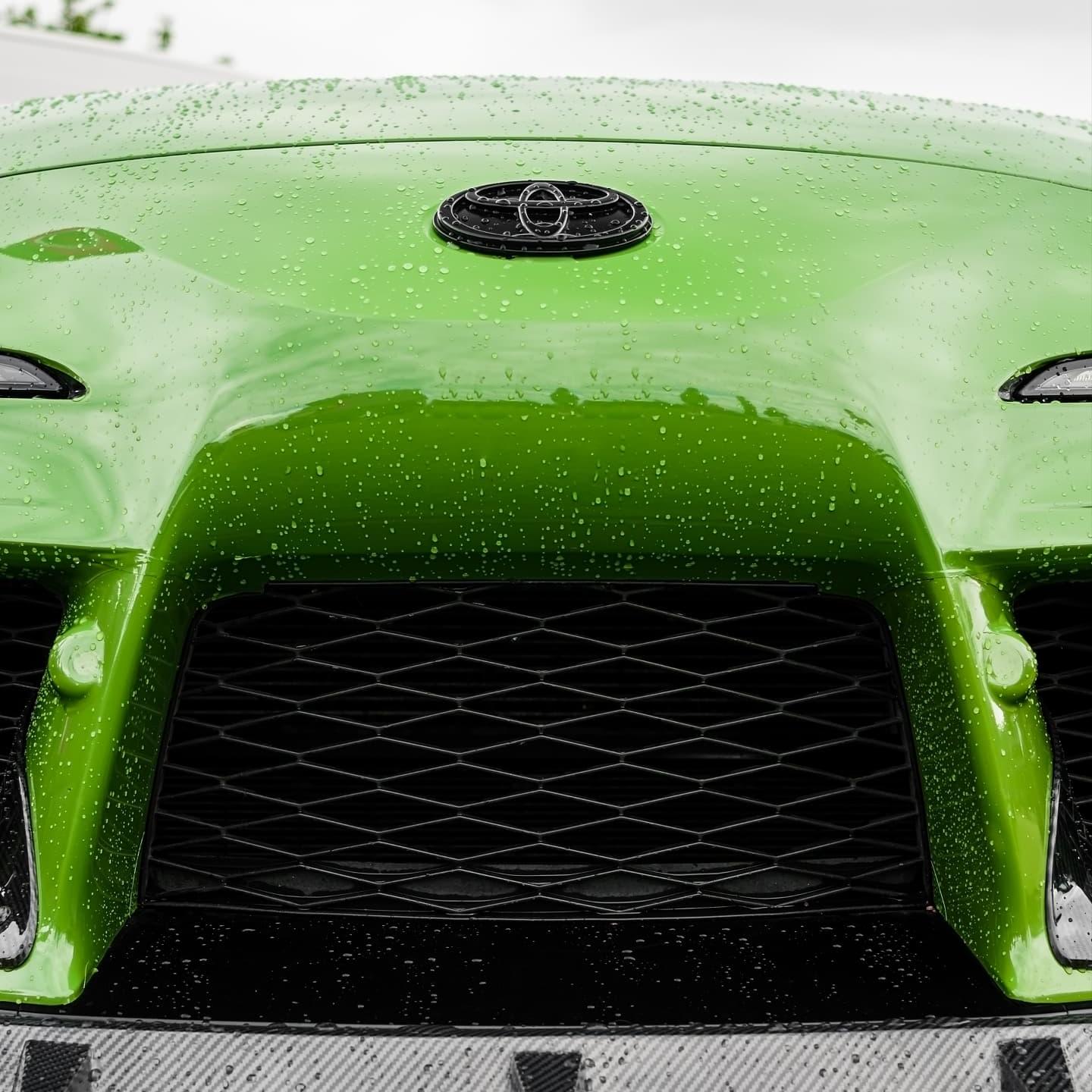 ภาพอ้างอิงสีฟิล์ม Gloss Racing Green Car Vinyl Wrap PET รหัส D8009 — ภาพที่ 4
